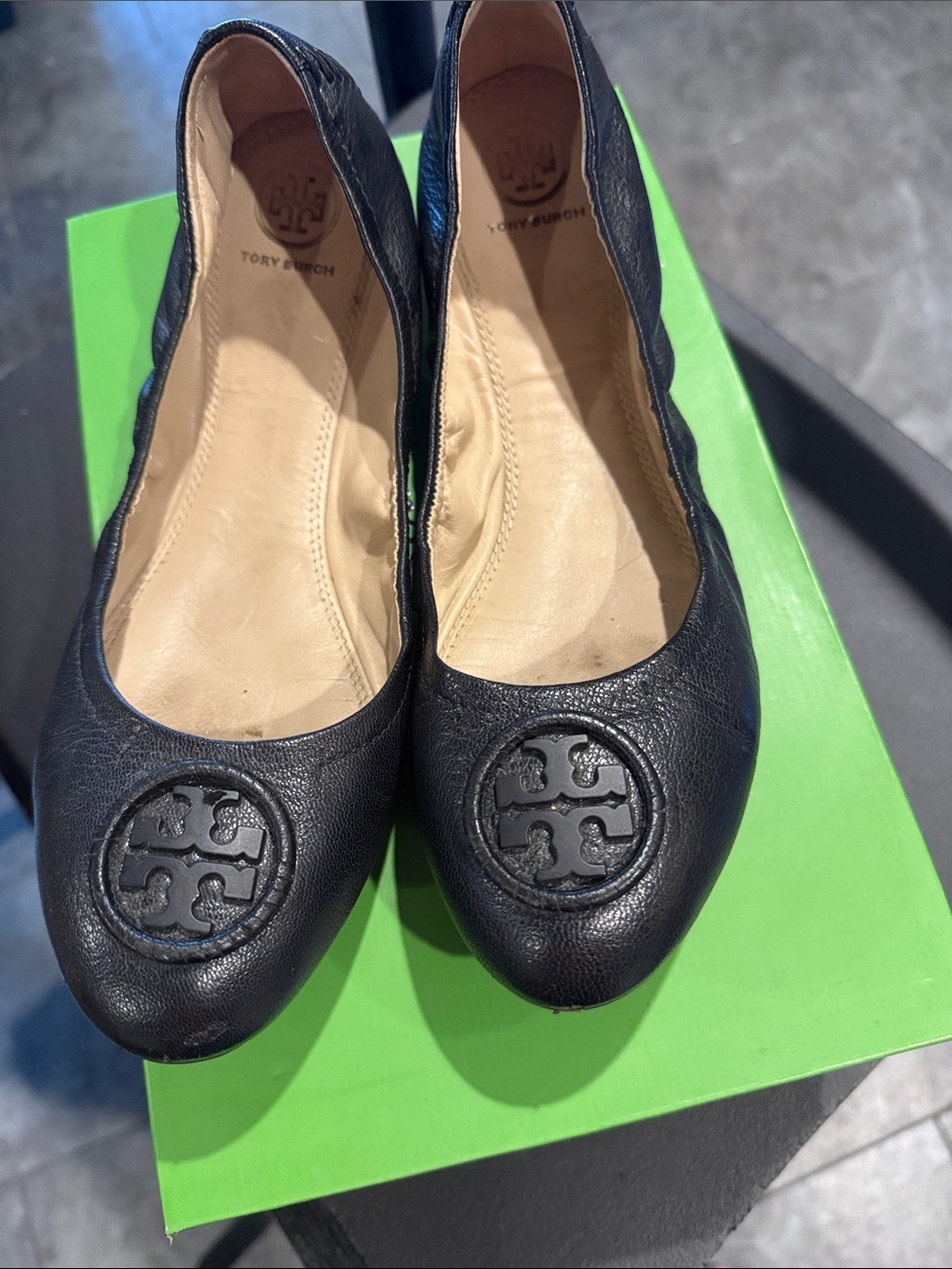 Tory Burch Logo Black Leather Minnie Travel  Ballet Flats